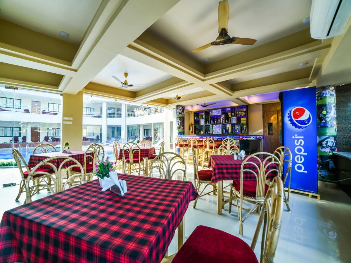 The Center Court Resort & Spa วาร์กา ภายนอก รูปภาพ