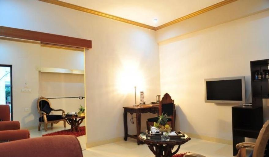 The Center Court Resort & Spa วาร์กา ภายนอก รูปภาพ